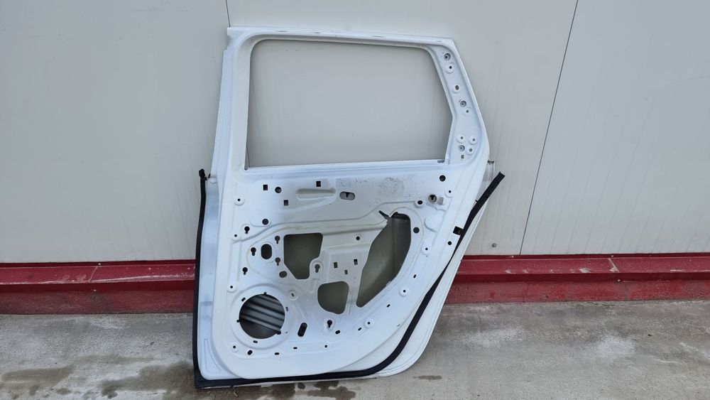 Usa dreapta spate Peugeot 308 Kombi, 2013, 2014, 2015, 2016, 2017, 2018, 2019, 2020.
