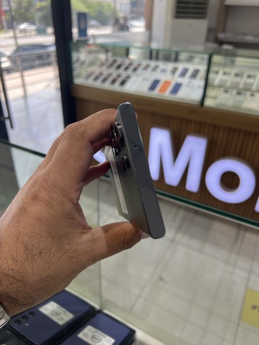 Продается (Nasiya-Вариант-Рассрочка) Galaxy S23 Ultra в отличном сост