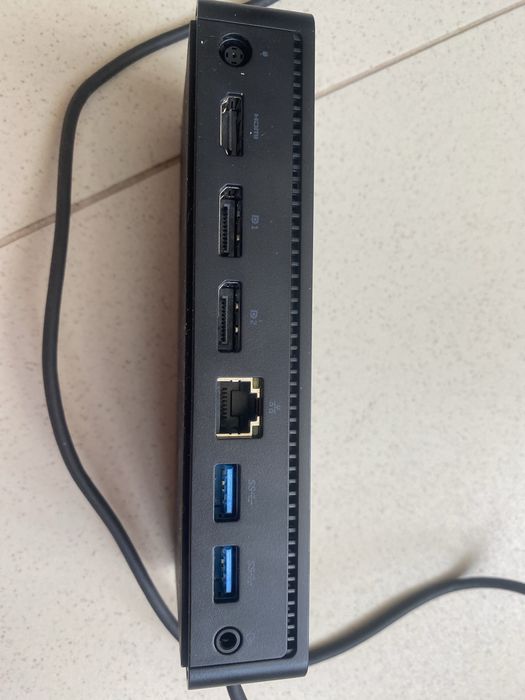 Докинг станция  Dell D6000 със захранване