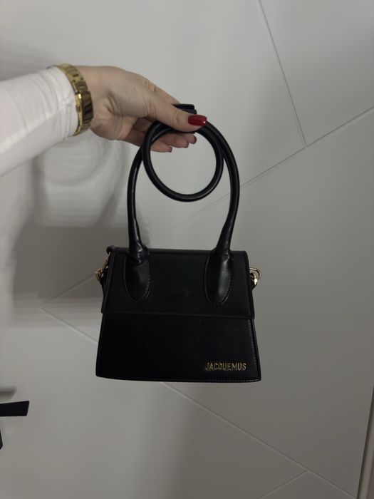 Чанти на jacquemus