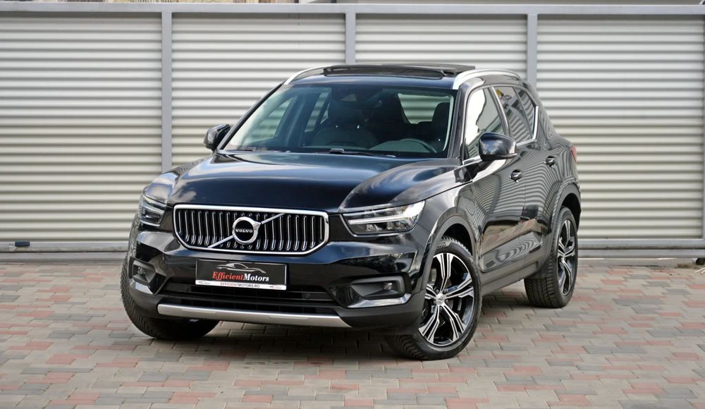 Volvo XC 40 Garantie/Panoramic/Trapa/Piele/Keyless/Hayon electric/Jante bi-color