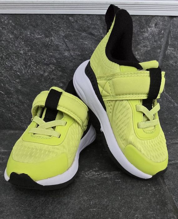 Детски маратонки – неон жълти