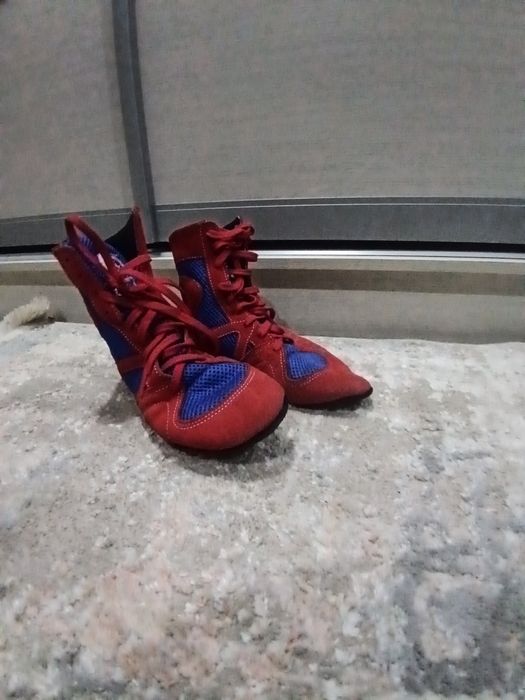 Кроссовки для бокса