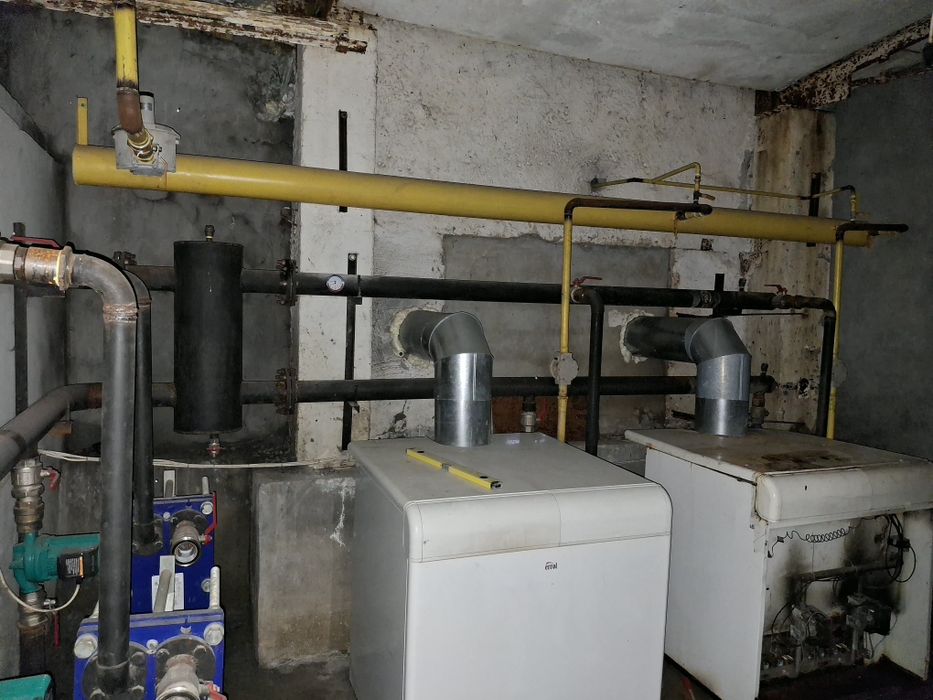 Katyol sotiladi kotta abyomda suv isitish un