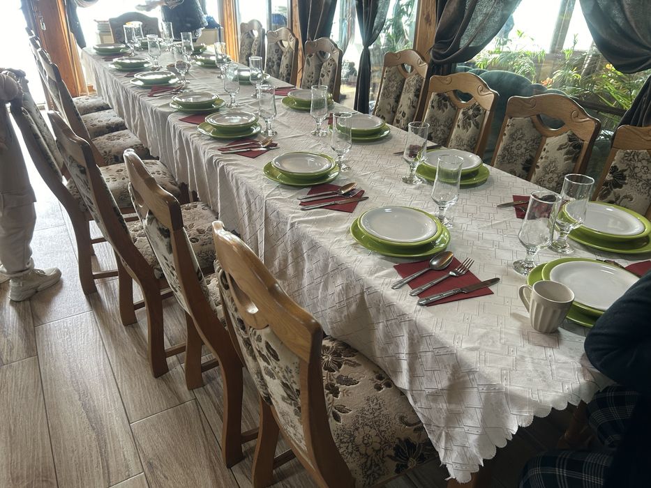 Vand mese scaune echipamente bucatarie