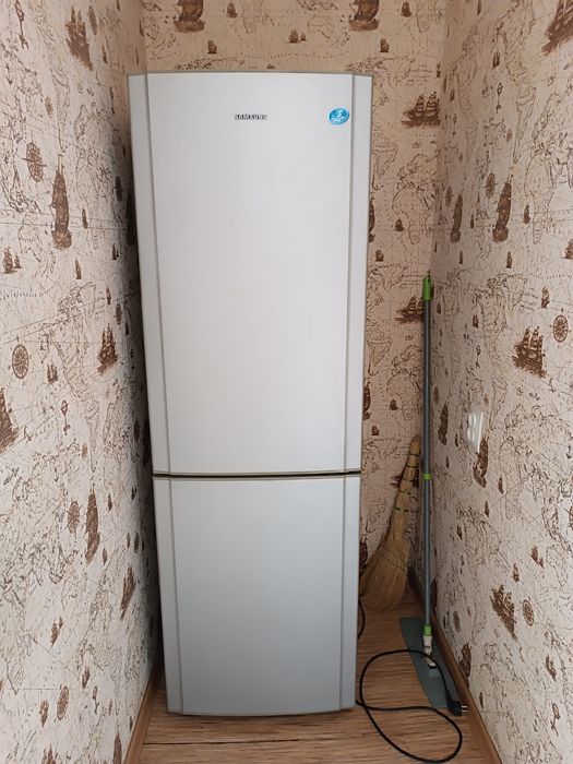 Сдается 2-х комнатная 9 мкрн