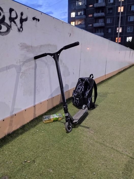 Трюковой самокат Longway