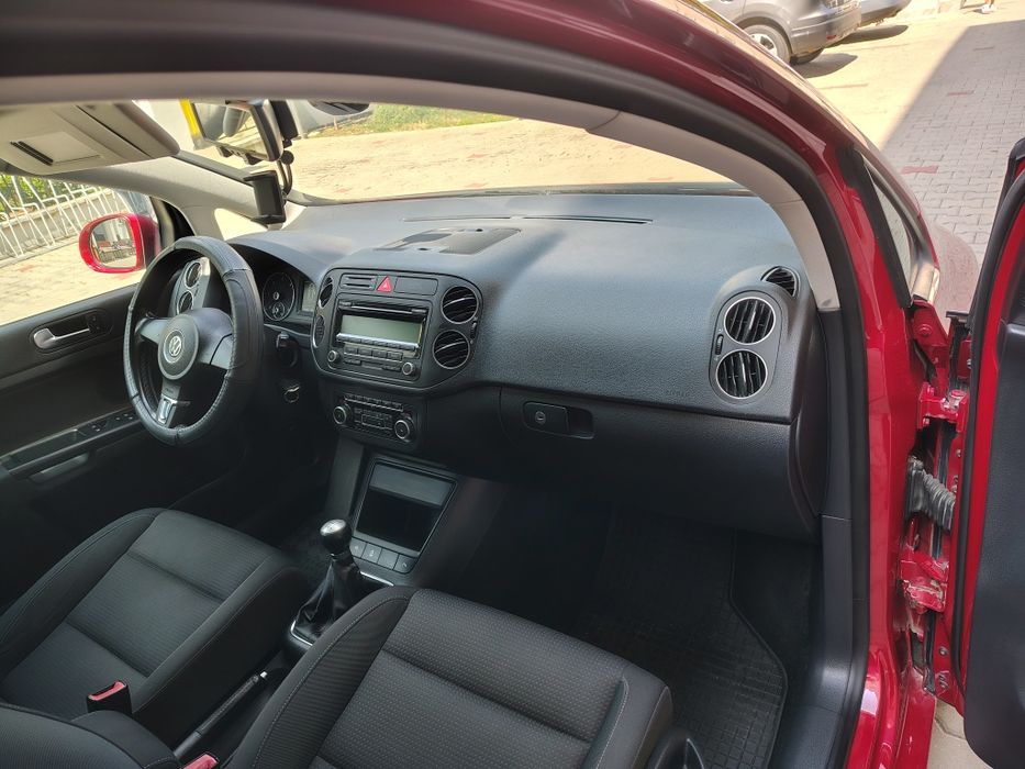 VOLKSWAGEN Golf Plus 2010 — imagine 5