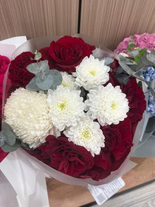 Букеты, цветы.