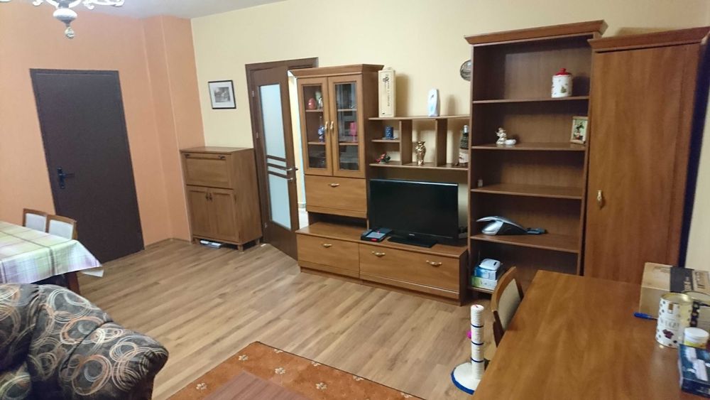 3-стаен апартамент под наем  Дървеница