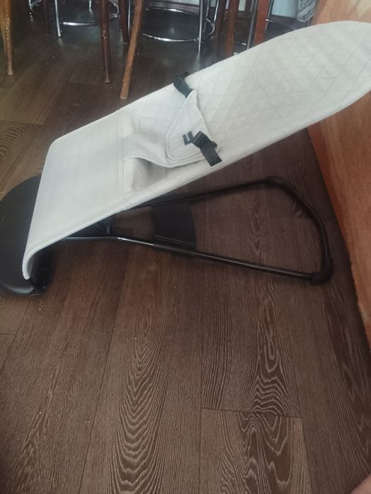 Срочно продам шезлонг для малыша