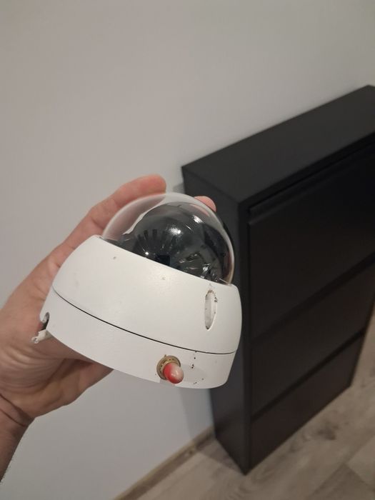 Продавам ip camera dahua