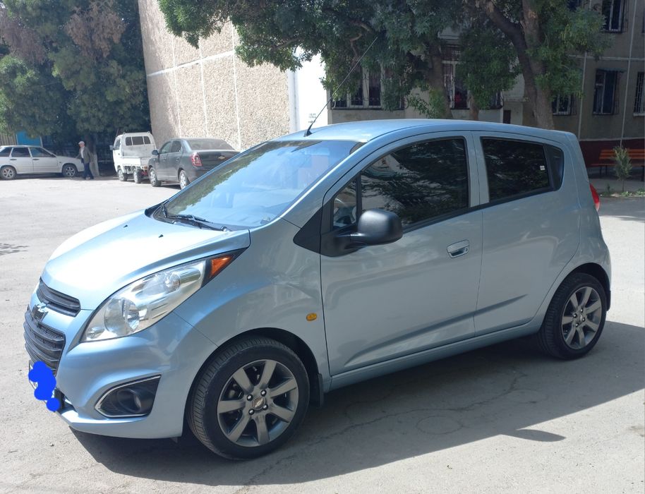 Узимни Спарким..