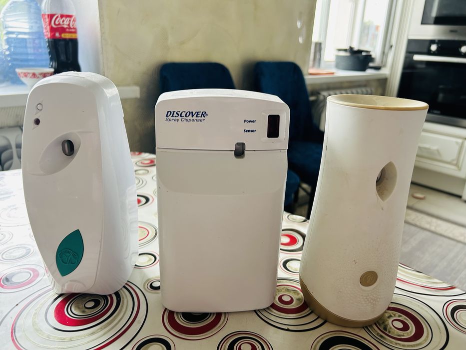 Диспенсер для освежителя воздуха