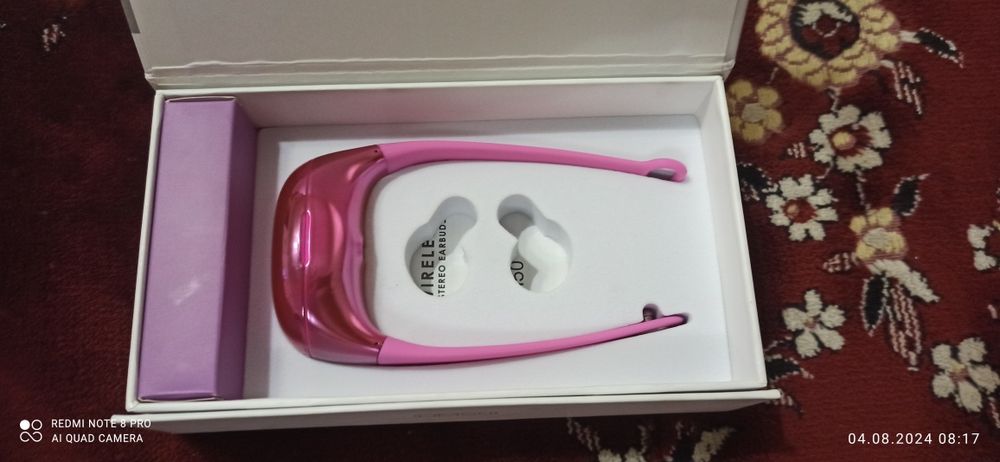 Продам наушники (браслет)