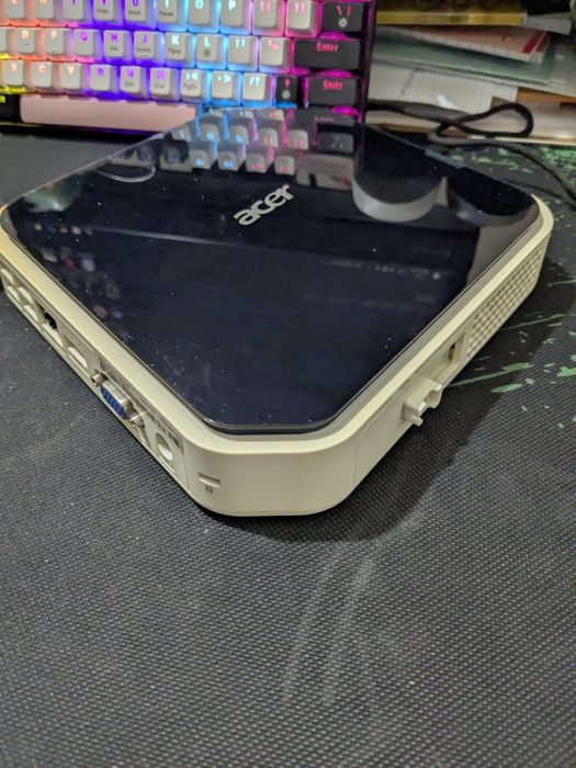 Мини пк Acer revo R3610