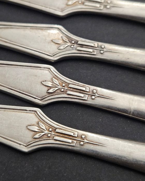 Комплект от 6 вилици за морски дарове.