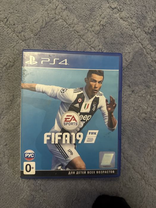Продам 2 игры за 3 к срочно