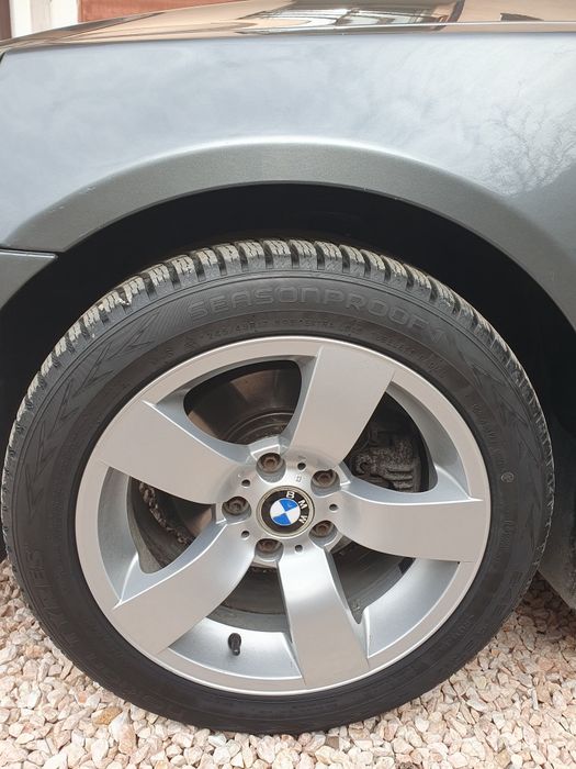 Продавам  БМВ е61 2004