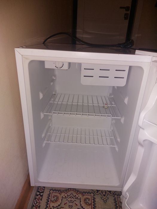 Холодильник  Бирюса