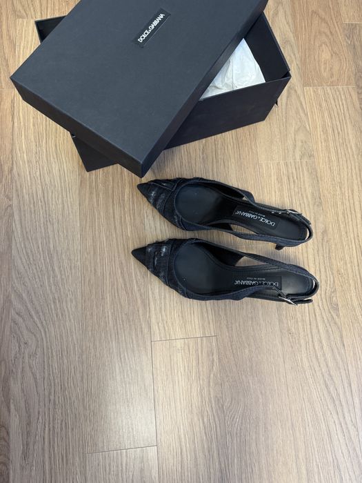 Продам босоножки D&G