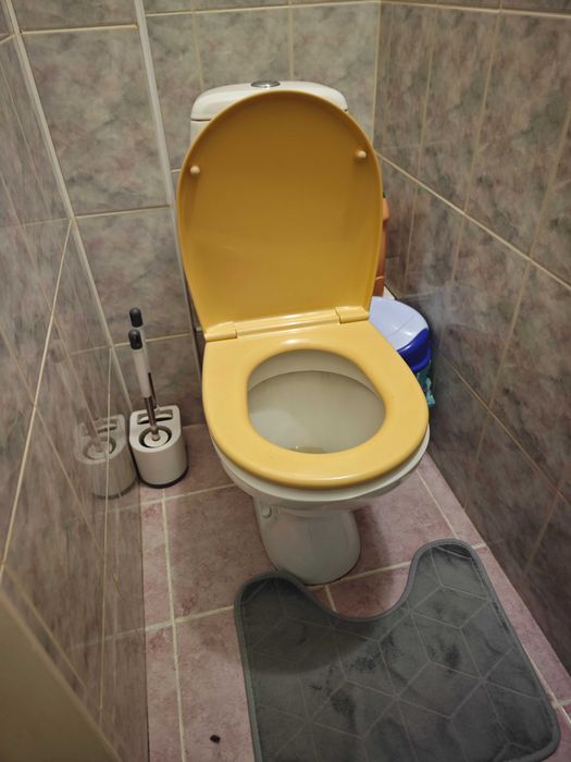 Продам унитаз б/у