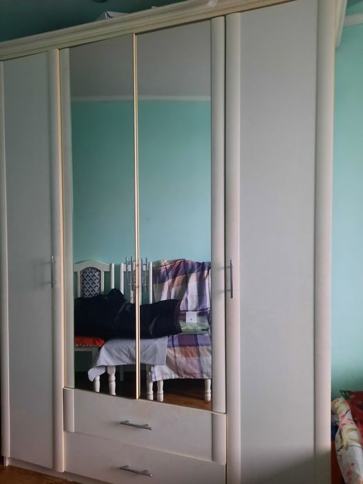 Спальный гарнитур в отличном состоянии