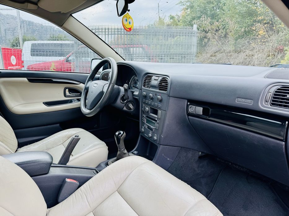 Volvo V40 1.9D *2004* *Piele*