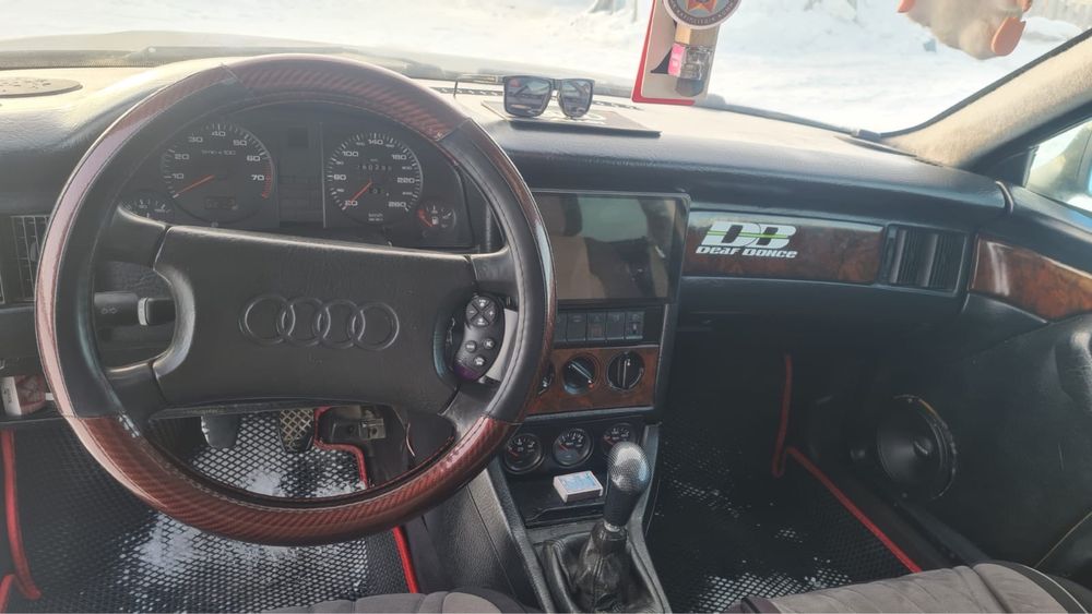 Ауди б4 90 торг не большой