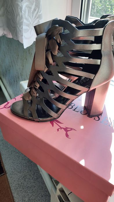 Продам срочно в отличном состоянии.