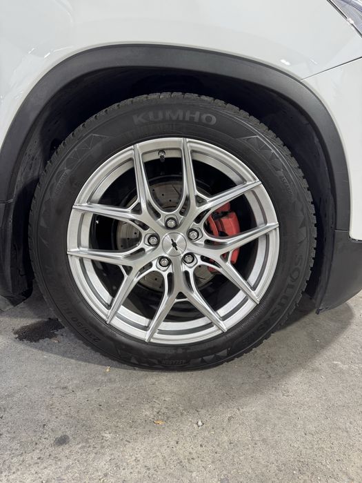 Продается резига KUMHO