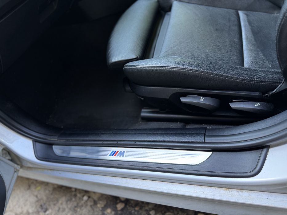 вътрешни прагове/лайсни “Individual” и  “///М” за бмв Е90/Е91