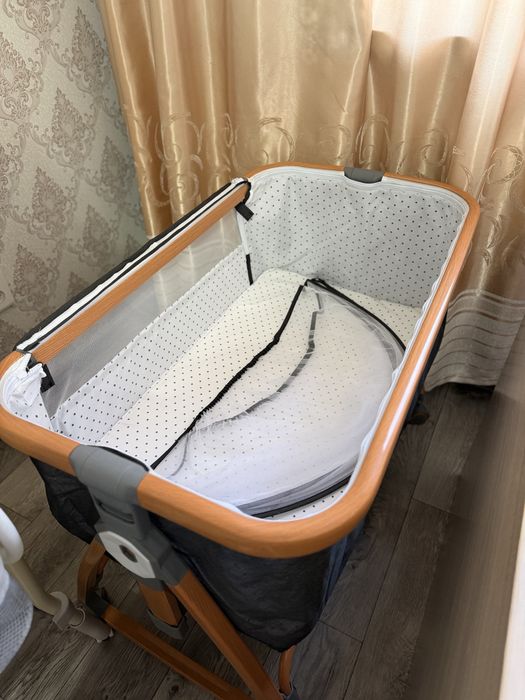 Детская кроватка манеж