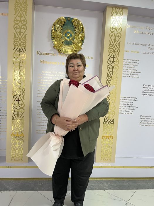 Гүл роза голанский