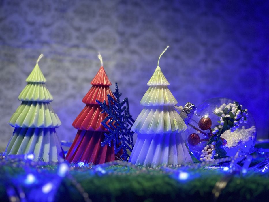 Свещи и фигурки от силикон ръчно изработени