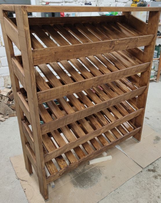 Raft pentru sticle de vin
