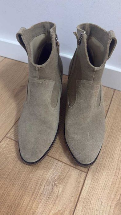 Дамски каубойски ботуши от естествена велур, размер 39