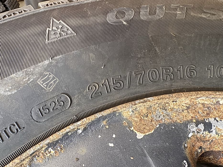 Set roți iarnă Suzuki Grand Vitara 2 - Anvelope noi Sunny (215/70 R16) + Jante
