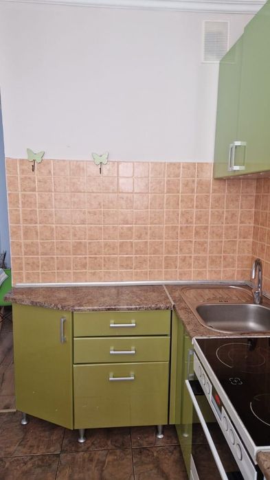 Продам кухонный гарнитур. Недорого