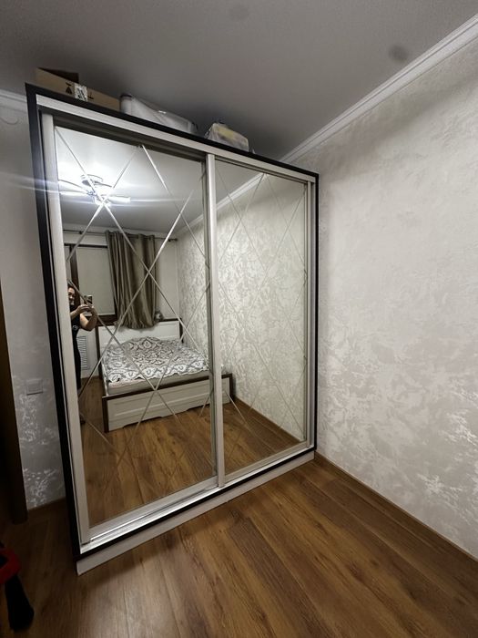 Срочно!Продам Шкаф-купе