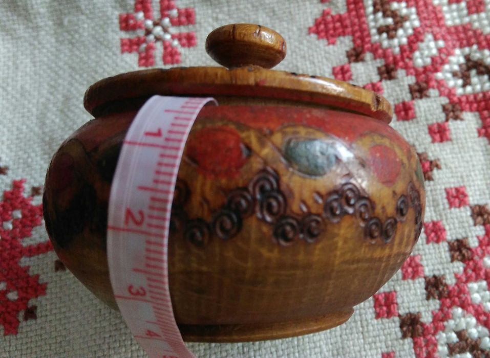 Ретро дървени сувенири