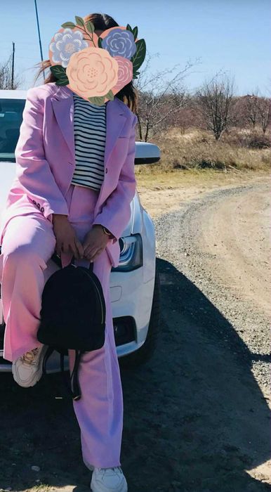 Разкошен розов бонбон Zara