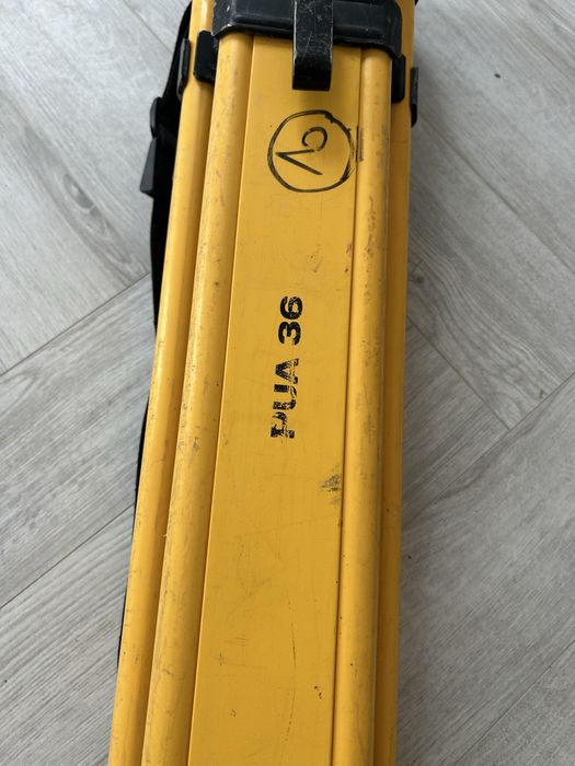 Hilti PUA 36 trepied laser