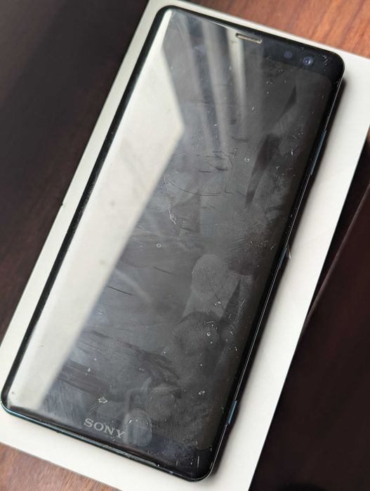 Sony Xperia XZ3, OLED Дисплей, Отлично състояние