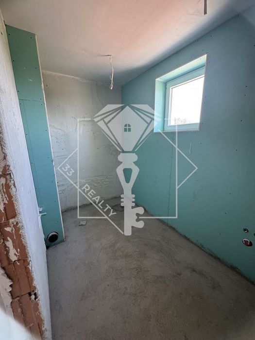 Продава се Тристаен апартамент в Пловдив, Беломорски - 121 кв.м за 1612 €/кв.м - Снимка #6