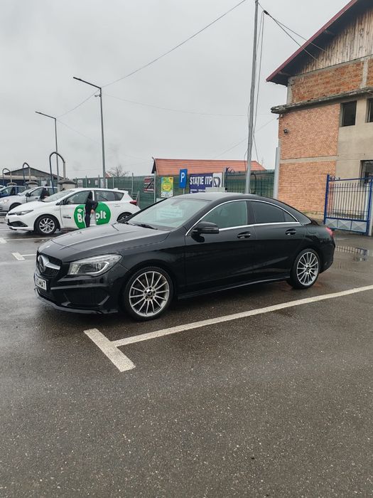 Vând Mercedes CLA  2014
