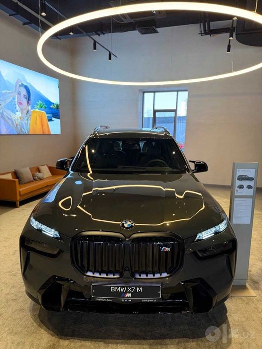 Продам новый BMW X7 M60 FULL в наличии ! c гарантией !