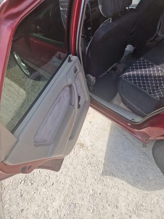 Продам Опель вектра а 1.6