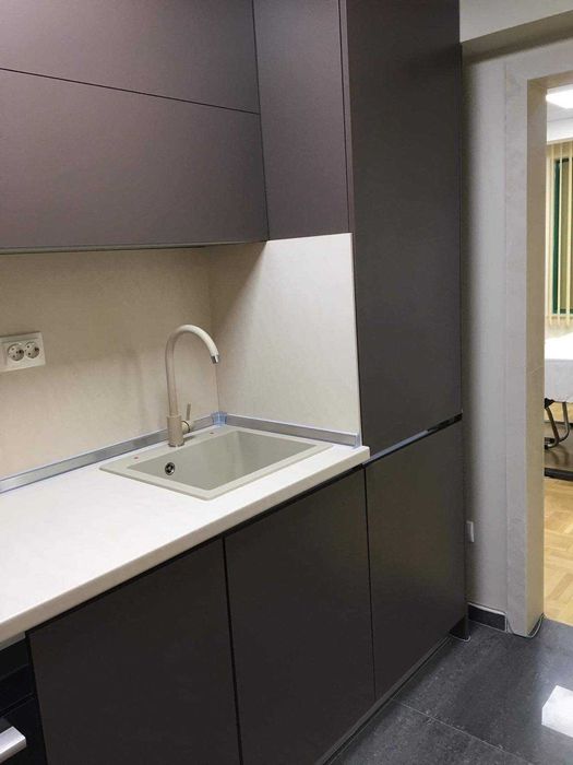 Дава се под наем Двустаен апартамент в Бургас, Център - 55 кв.м за 500 € - Снимка #7