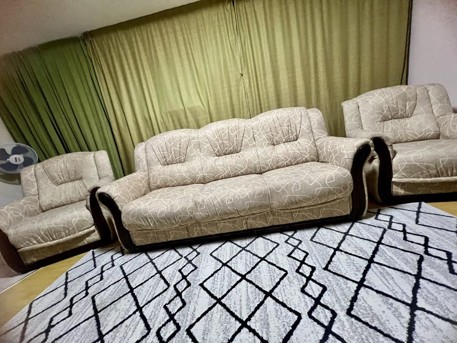 vand canapea extensibila 3 pers + 2 fotolii bej crem